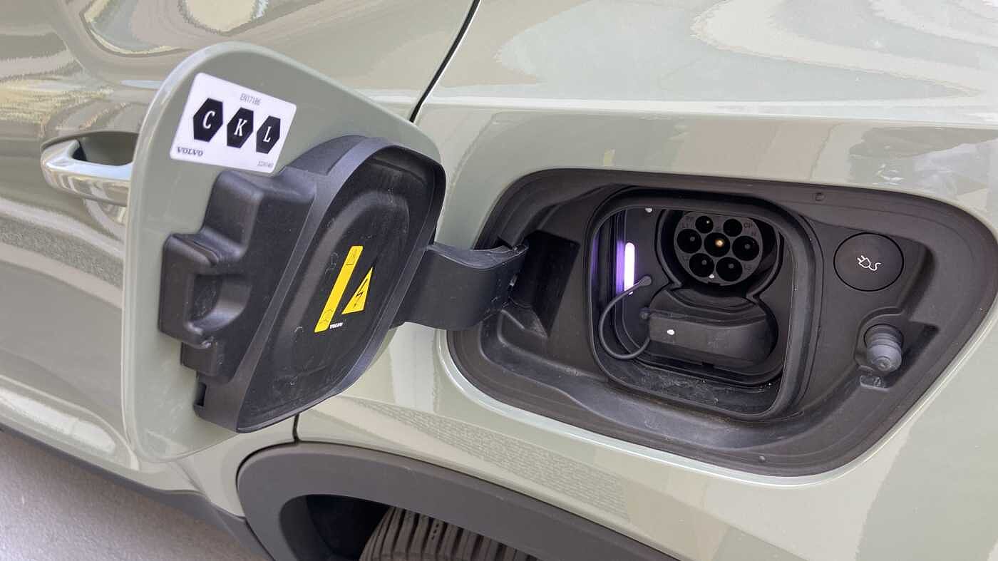 Volvo  RECHARGE PURO ELECTRIC CORE AUTM