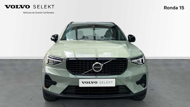 Volvo  2.0 B3 PLUS DARK AUTO 5P