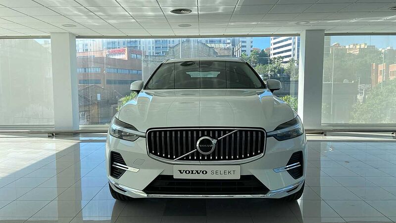 Volvo  XC60 Recharge Core, T6 plug-in hybrid eAWD, Eléctrico/Gasolina, Bright